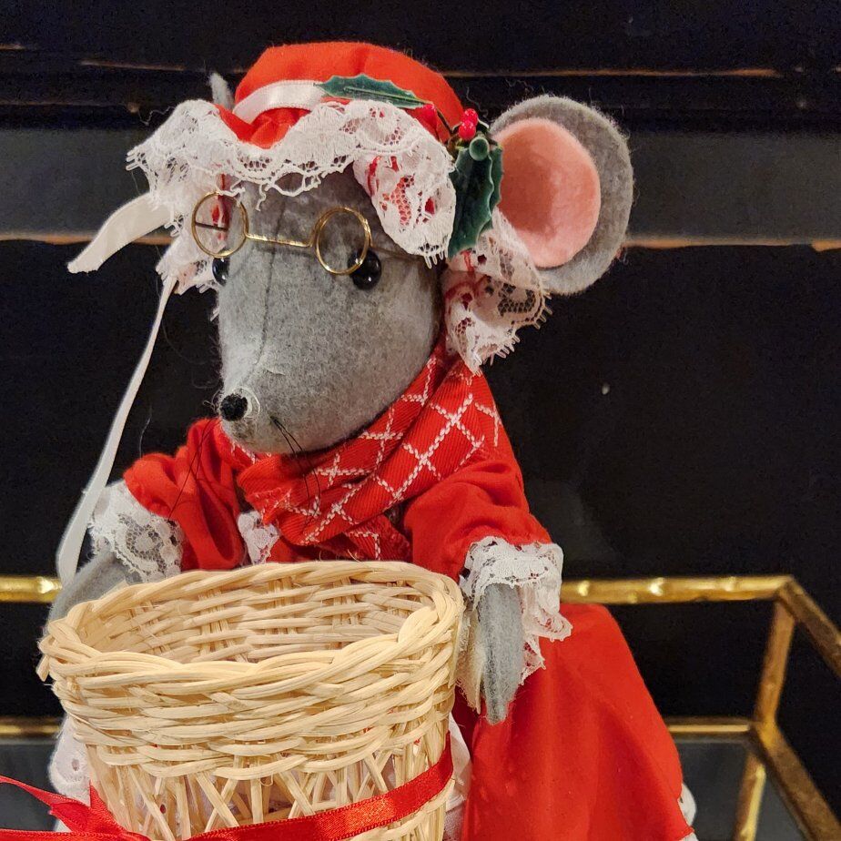 vintage christmas mouse decoration