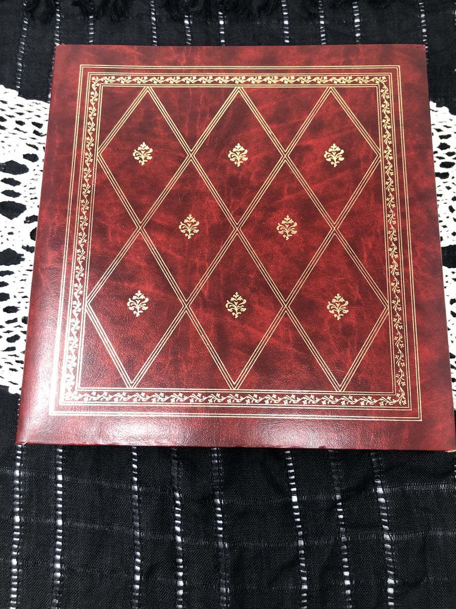 Vintage Halson 100-Page Photo Album – Red