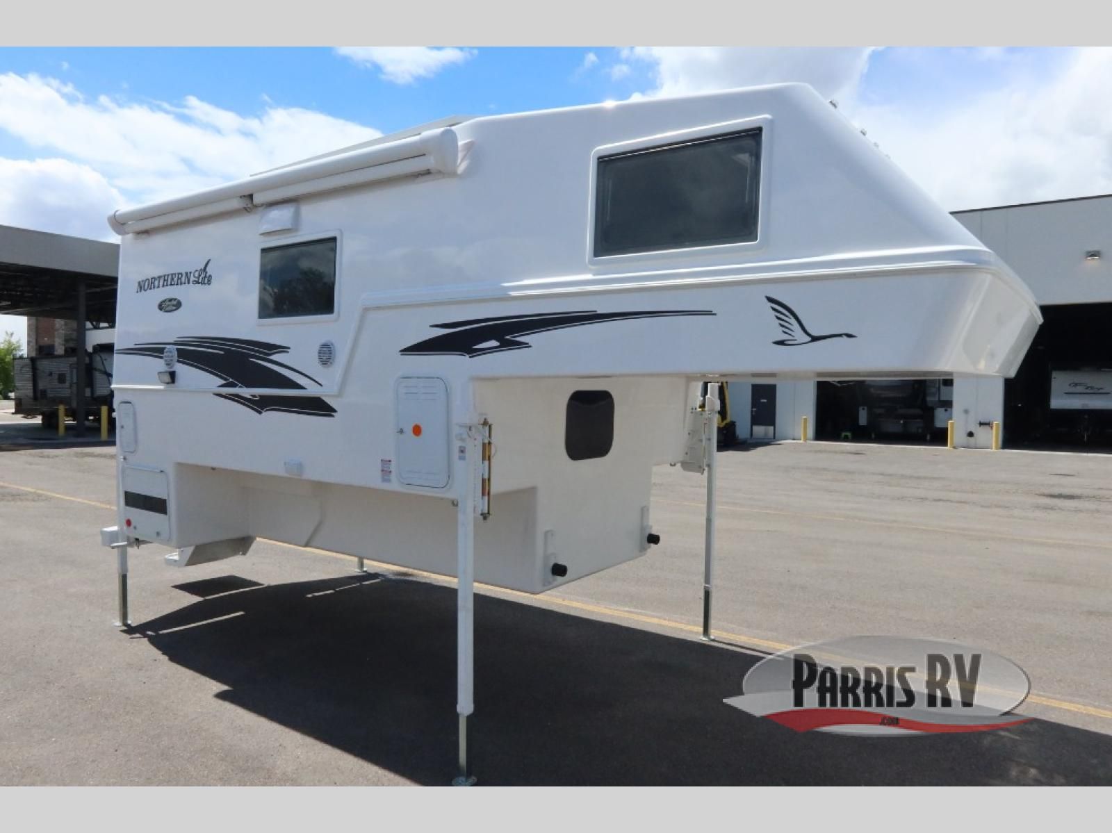 New 2026 Northern Lite Limited Edition 10-2EXLEWB