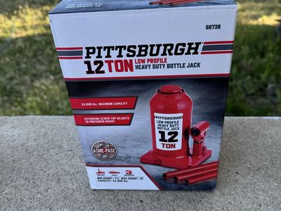 New Pittsburgh 12 ton. Heavy duty bottle jack .24.000 lbs. Max