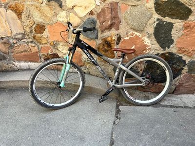 Specialized Dirt Jumper P.2