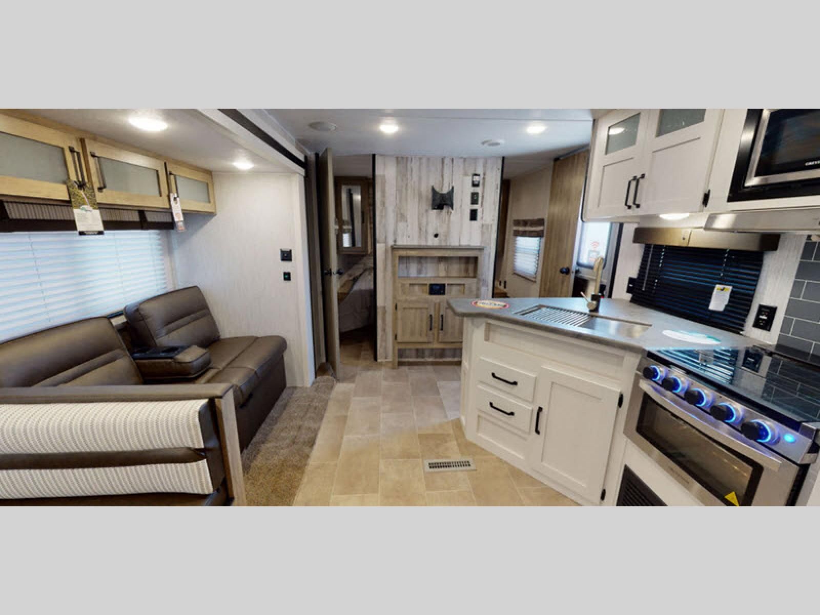 Used 2021 Palomino Puma XLE Lite 30DBSC