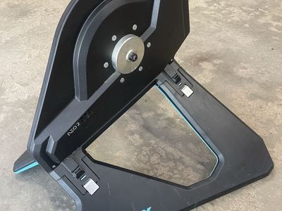 Tacx NEO 2 Smart Direct Drive Indoor Bike Trainer