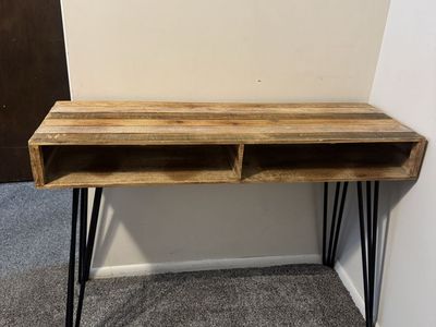 Cute desk