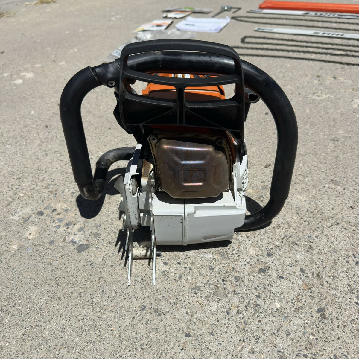 Main image 6