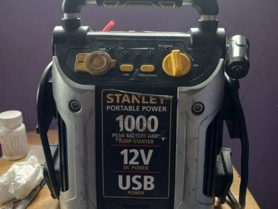 STANLEY PORTABLE POWER STATION, JUMP