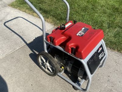Briggs & Stratton 5550 watts generator