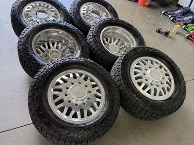 LIKE NEW 20in DDC forged Wheels/ 285/65/20 Falken