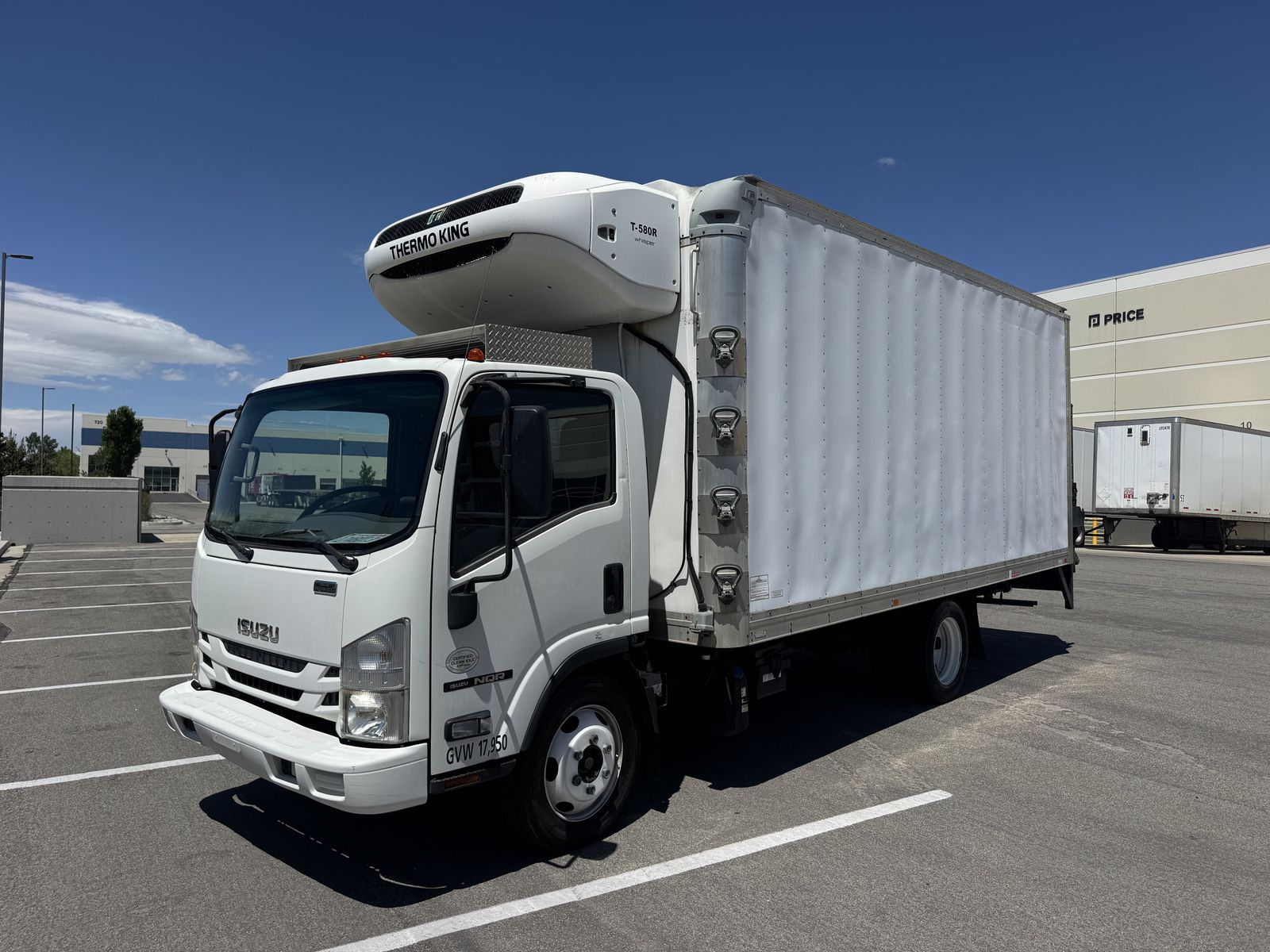 2018 Isuzu NQR 18' Refrigerated Truck