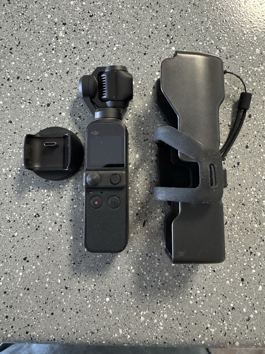 DJI Osmo pocket with wireless stand and joystick