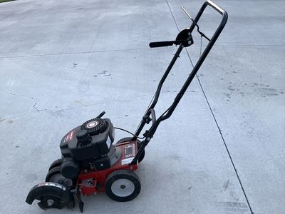Grass Edger TBE550 Troy Bilt