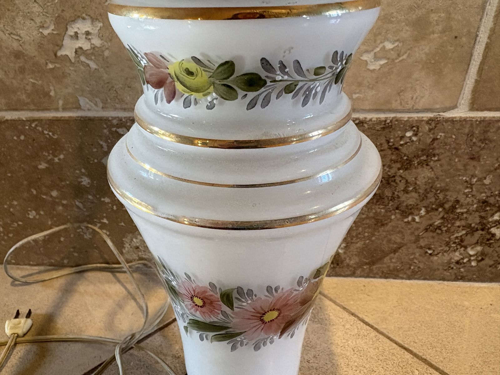 Main image 4