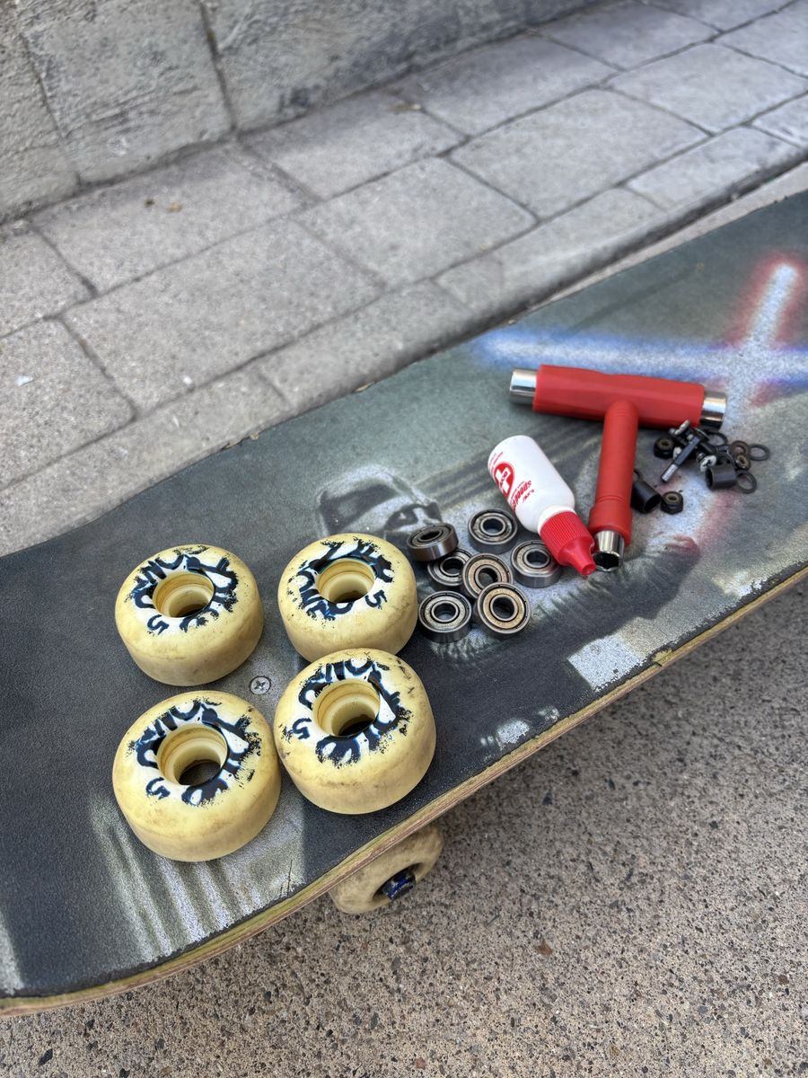 Main image 4
