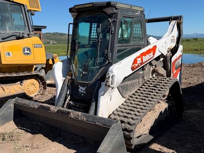 BOBCAT SKIDSTEER T76