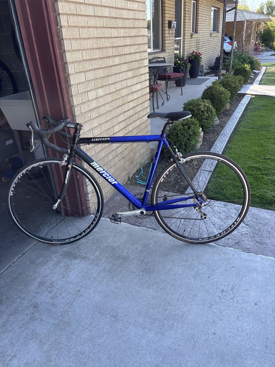 Mercier Serpens AL Road Bike - Blue/Black - High-Performance Racing Bicycle