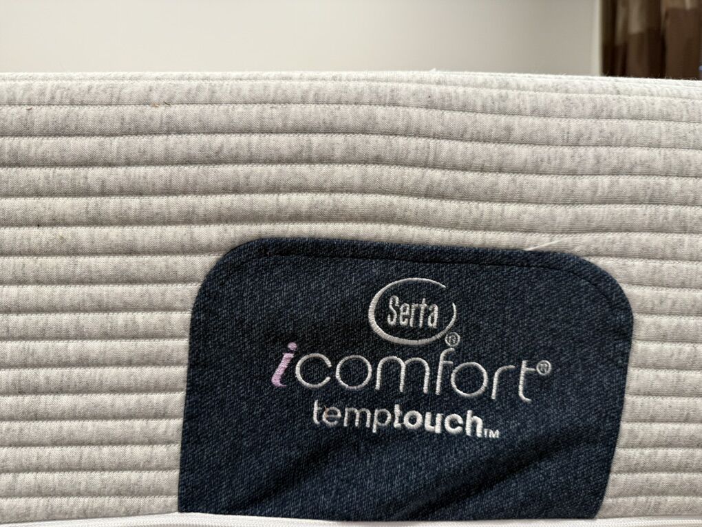 Serta I Comfort Queen mattress! Only $175