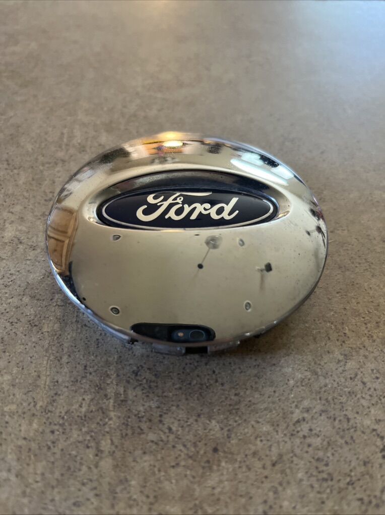 1 OEM Ford Expedition F150 Chrome Center Cap