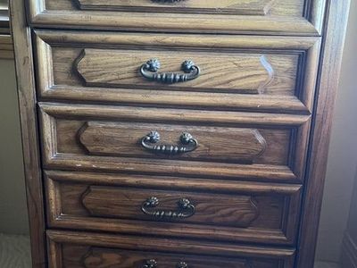 Vintage Solid Wood 5-Drawer Dresser Nightstand - Rustic Bedroom Furniture Storage