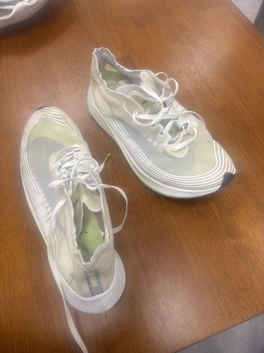 Men’s Nike Zoom Fly sp sz 9.5