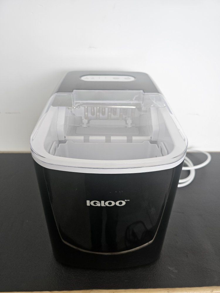 Igloo Ice Maker