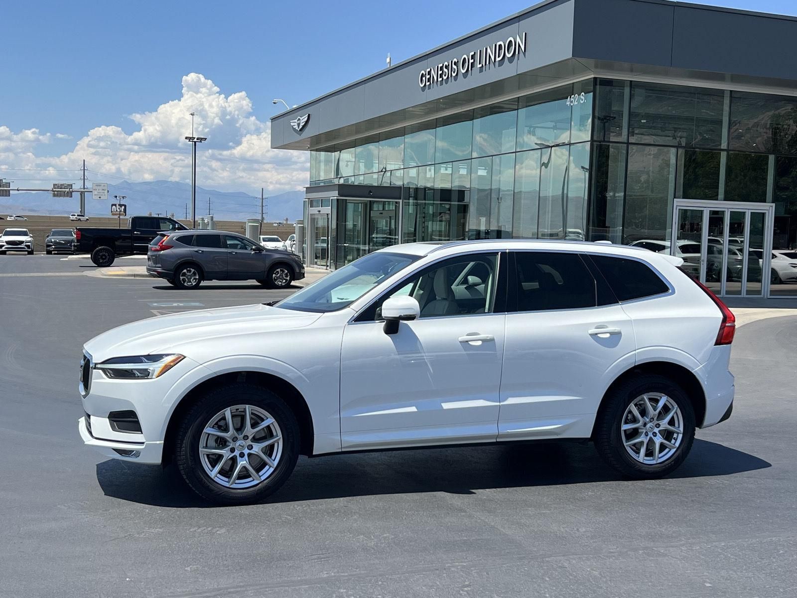2021 Volvo XC60 T6 Momentum