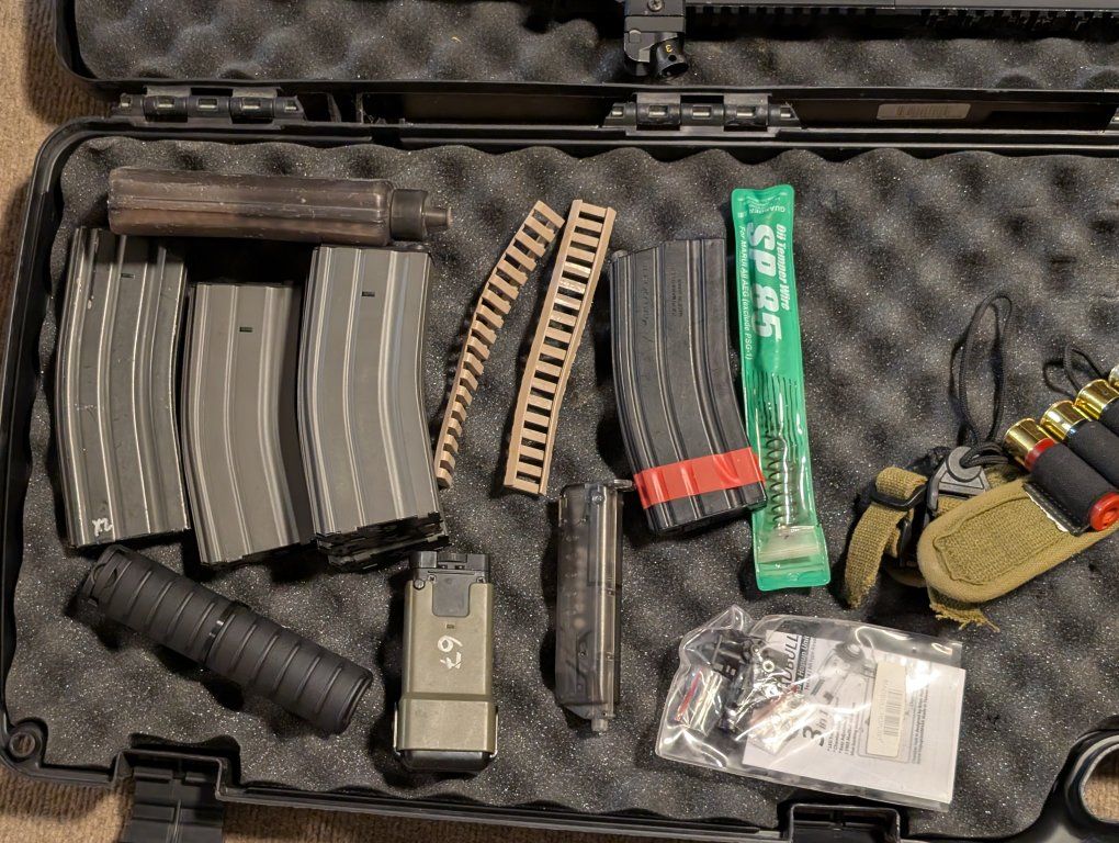 Airsoft 2 AEGs and Spring Shotgun