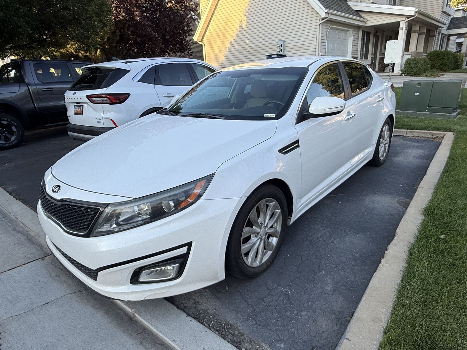 Selling 2015 Kia Optima EX GDI. Clean title in hand. AS IS