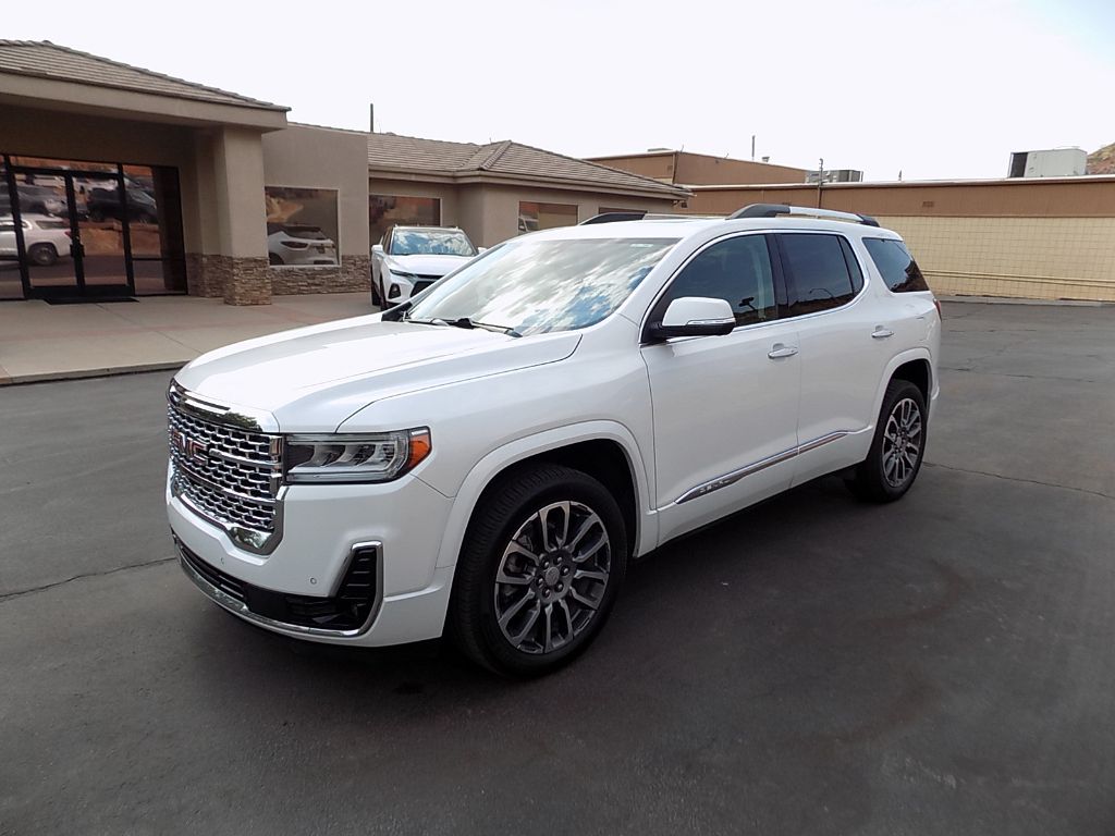 2022 GMC Acadia Denali
