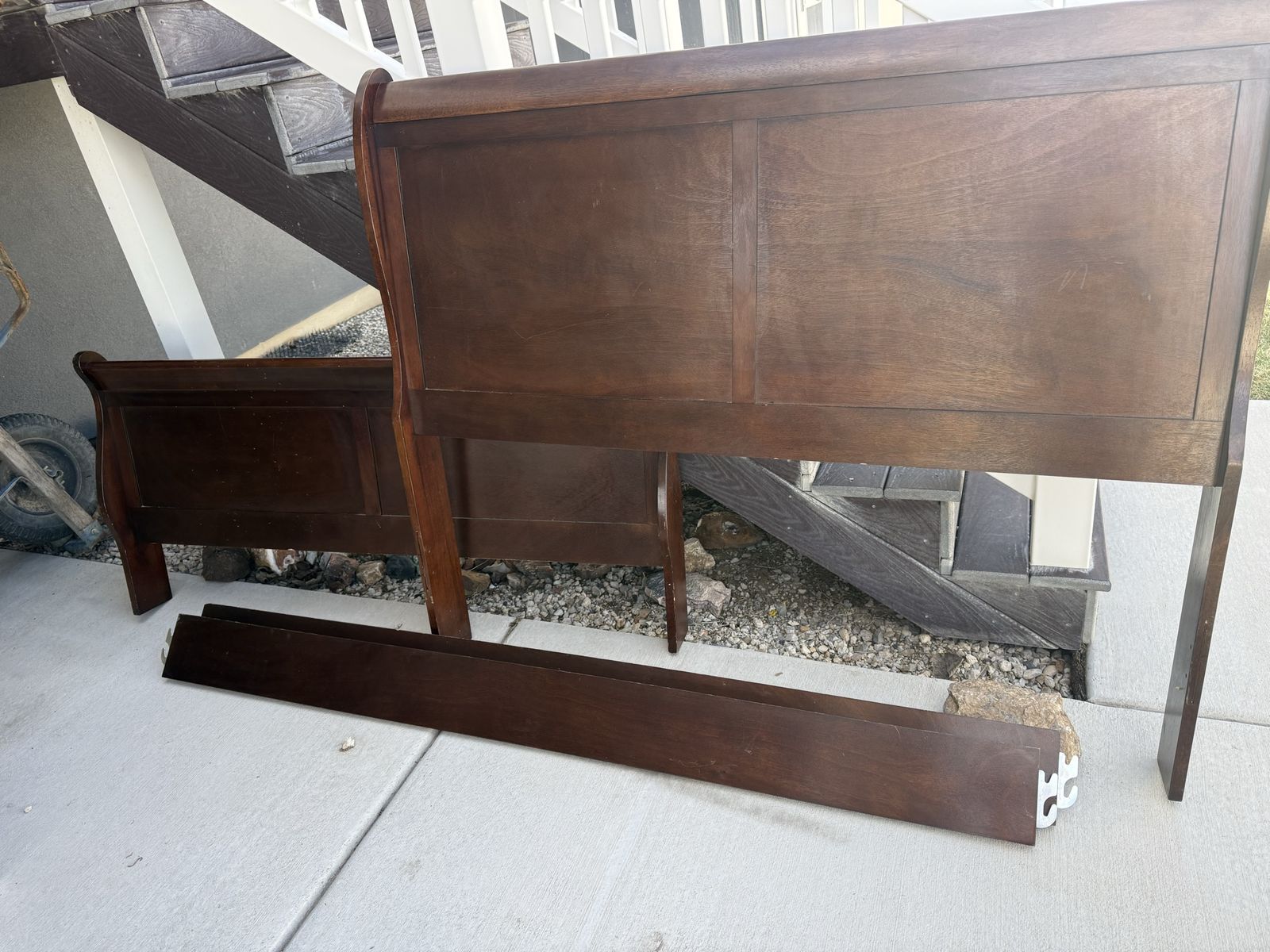 Full Or Double Headboard, Foorboard And Sides.