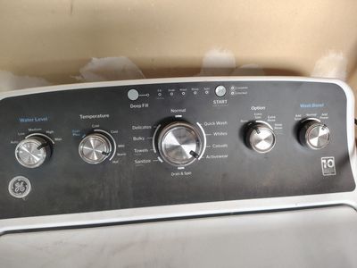 Like new GE washer and dryer for sale