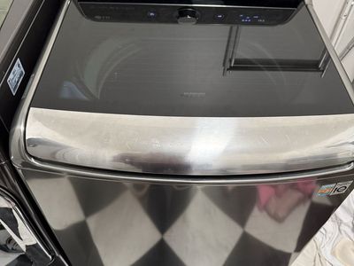 LG Top-load high-efficiency washer