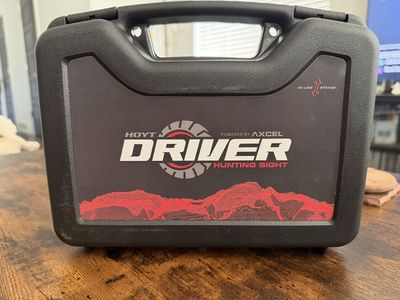 Hoyt Driver Powered by Axcel 3-Pin Archery Hunting Sight - New In Box