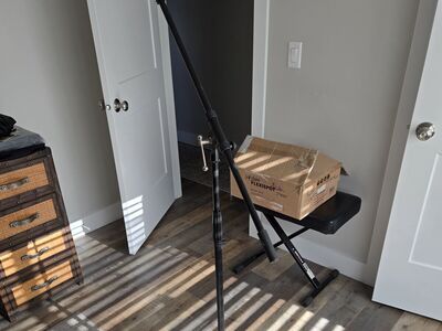 microphone, cord, stand, headphone