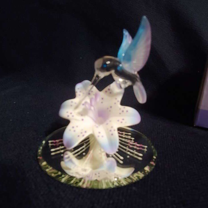 "Glass Baron" Blue Humming Bird & Lily