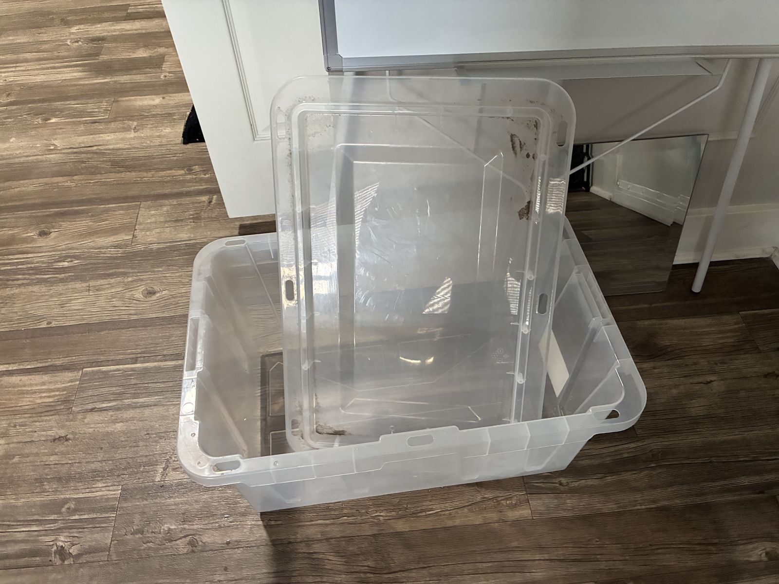 clear medium box