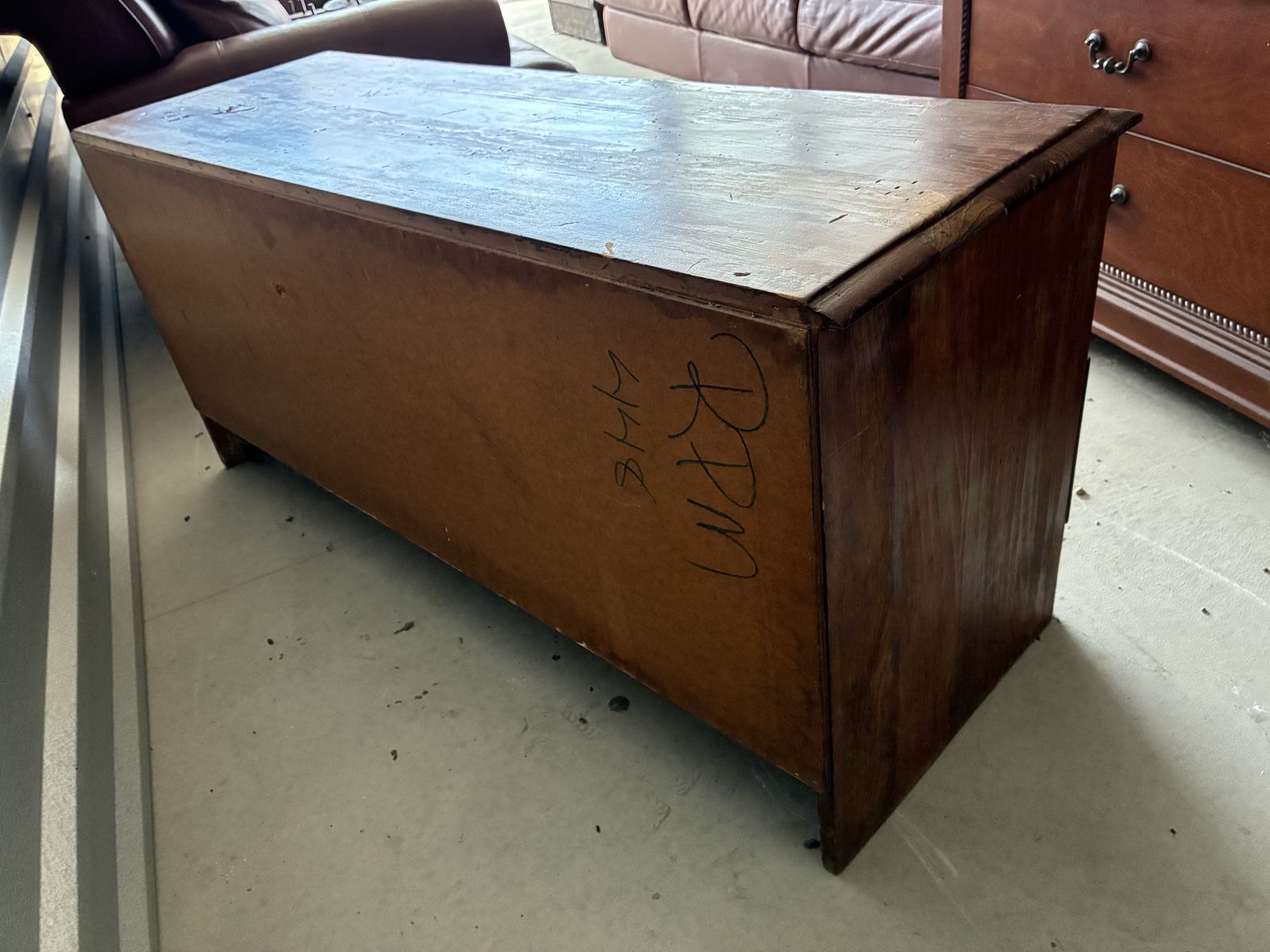 Main image 5