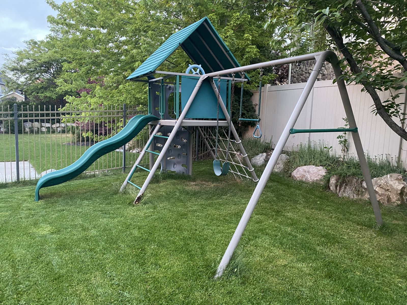Children’s play set