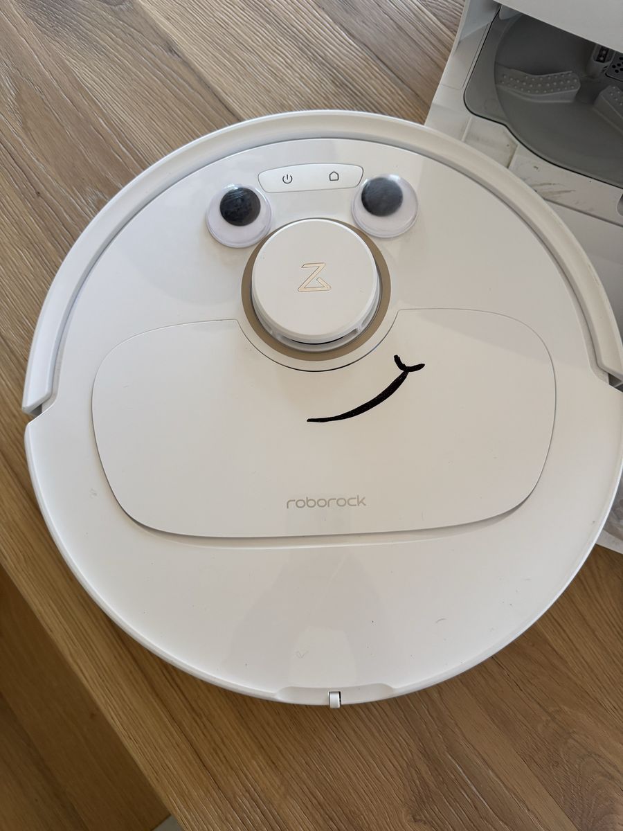Roborock Qrevo Pro Auto Charging Self Emptying Pet Robotic Vaccum
