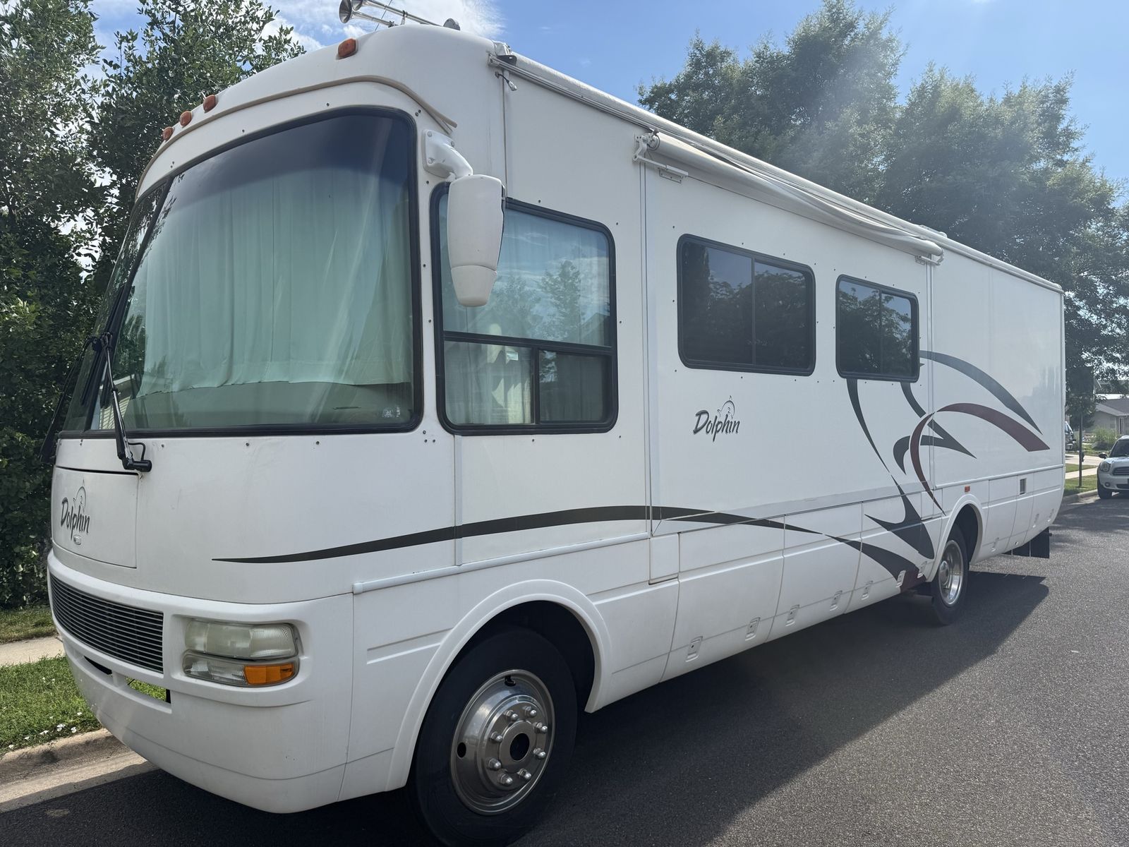 National RV Dolphin Class A Motorhome