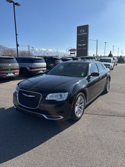 2018 Chrysler 300 Touring L