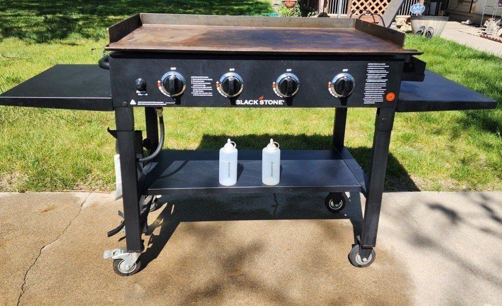 Black Stone 36" Griddle Cooking Station!