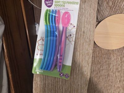 Philips Avent SuperSoothie Pacifiers 3-18m & Parent's Choice Soft Tip Feeding Spoons 6-Pack