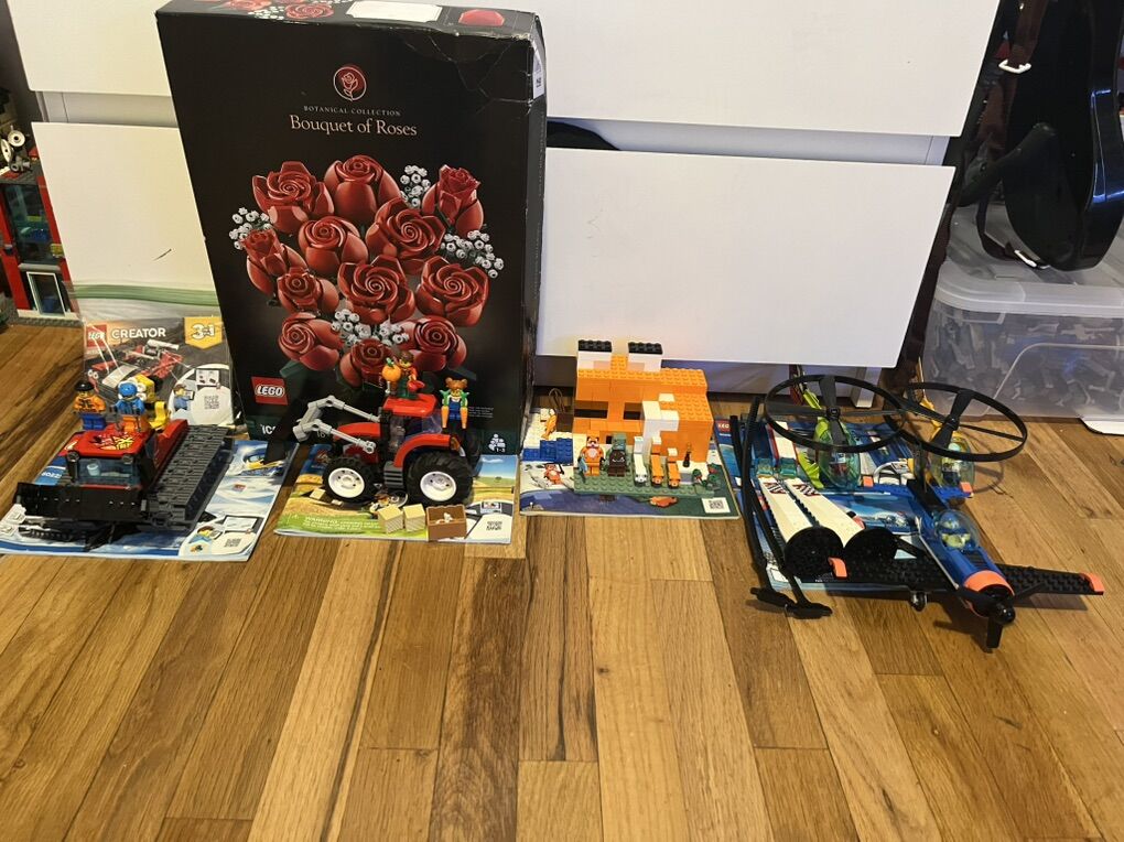 Random COMPLETE Lego Sets