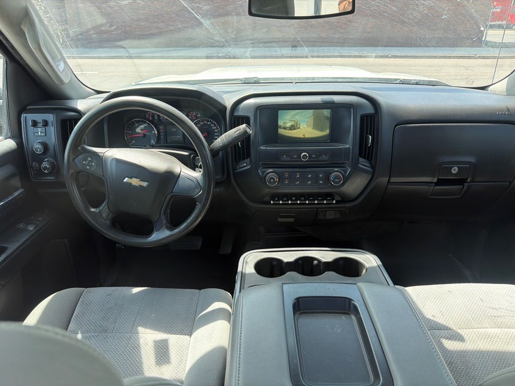 Main image 9