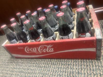Vintage Coca-Cola Wooden Crate with Full Glass Bottles Collection Trade! 1986 1993