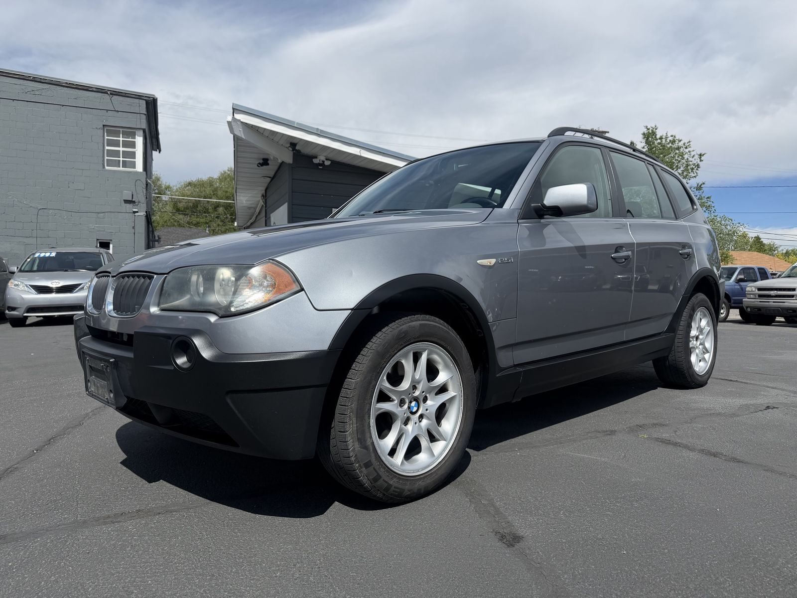 2004 BMW X3 2.5i