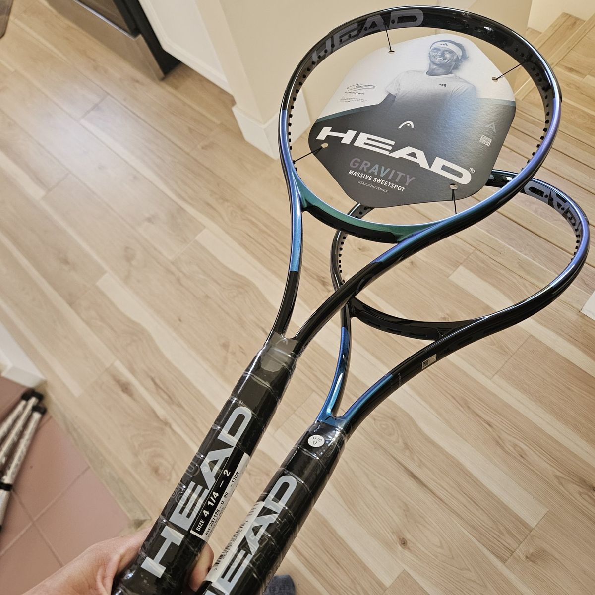 head gravity, 1/4 grip, brand new