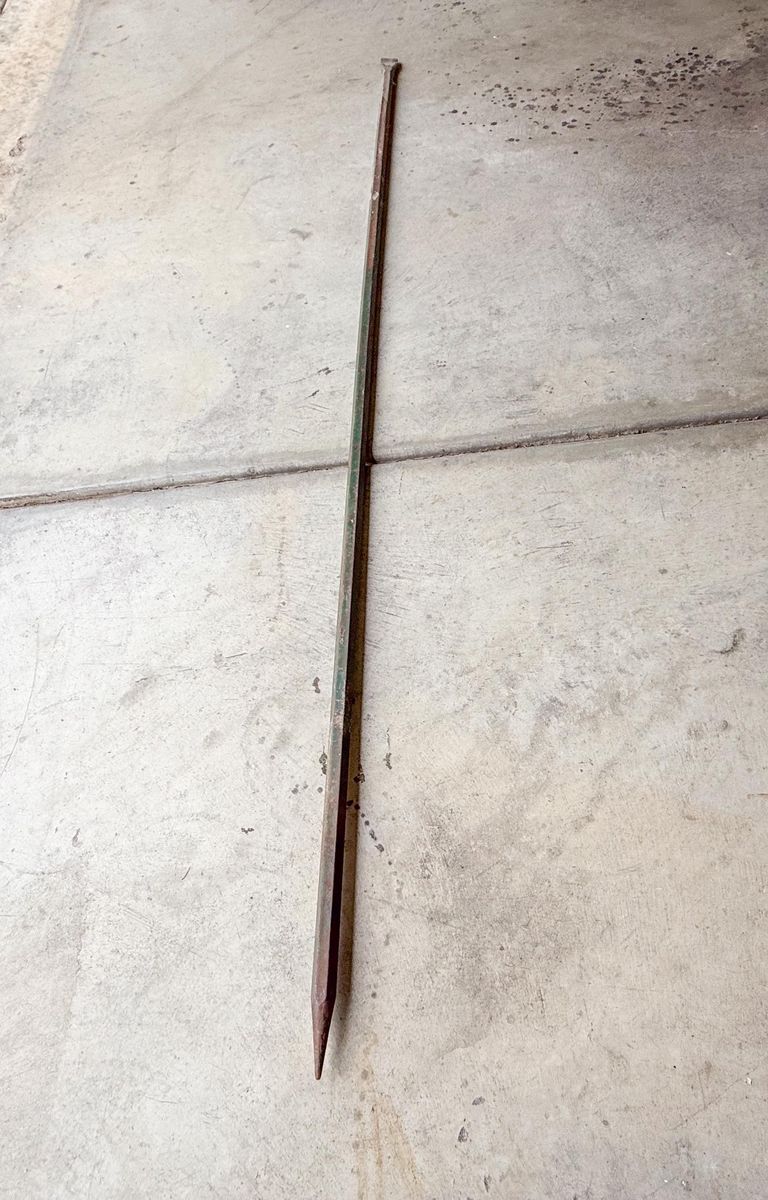 DIGGING BAR - Bon Tools 28 Pound 96 Inch Telegraph Digging Bar