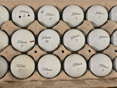 18 Titleist Pro V1 Used Golf Balls