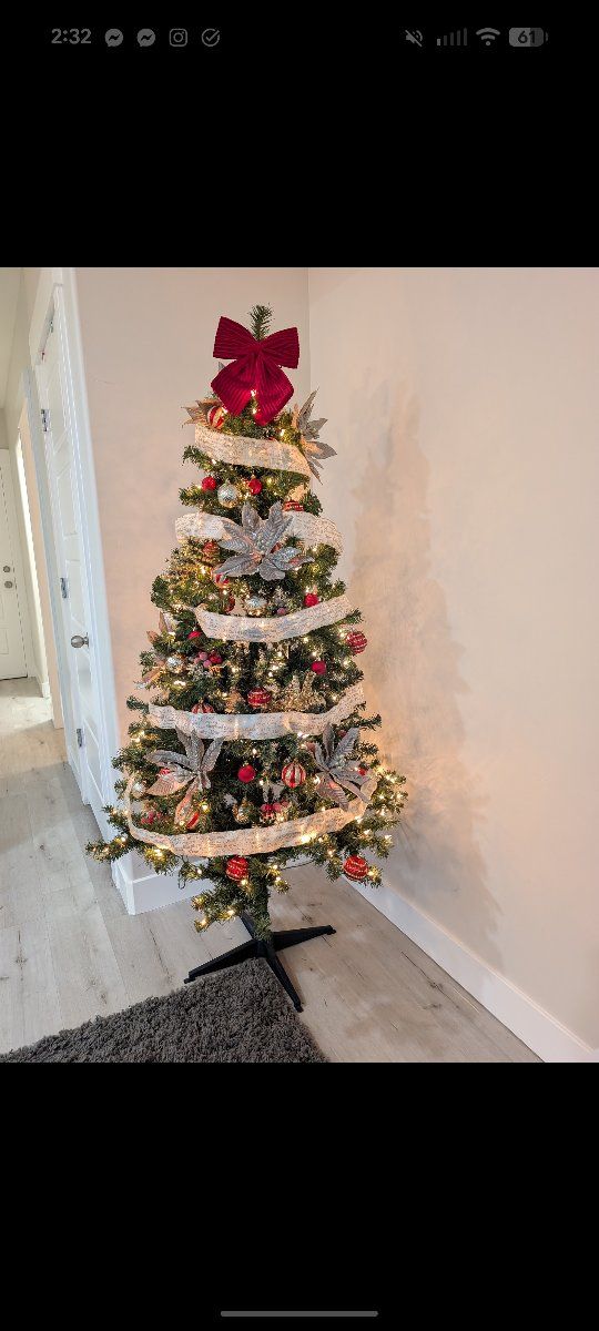Pre-Lit Artificial Christmas Tree w/ Red & Gold Ornaments and Decor